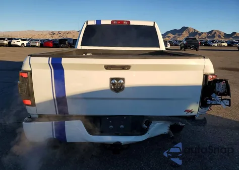 2017 Ram 1500 Sport z USA, uszkodzony, nr VIN 3C6JR6CT8HG764972